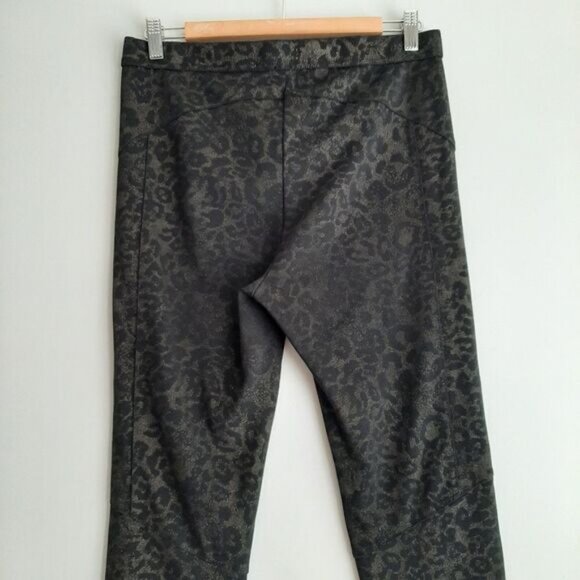 FREE PEOPLE Leopard Pull-On Crop Leggings Sz M Flawed - Picture 8 of 14